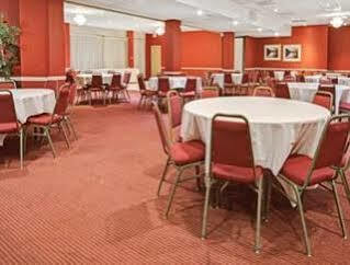 Ramada Overland Park Mission Exterior photo
